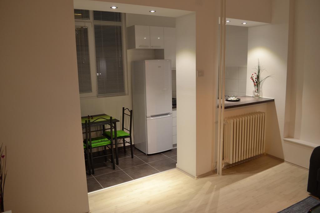Lazarus Apartment Skopje Ngoại thất bức ảnh